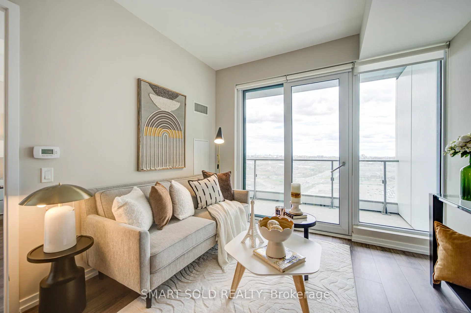 Photo 11 of Unit 1807, 1000 Portage Parkway, Vaughan, Vaughan Corporate Centre — HOMEH