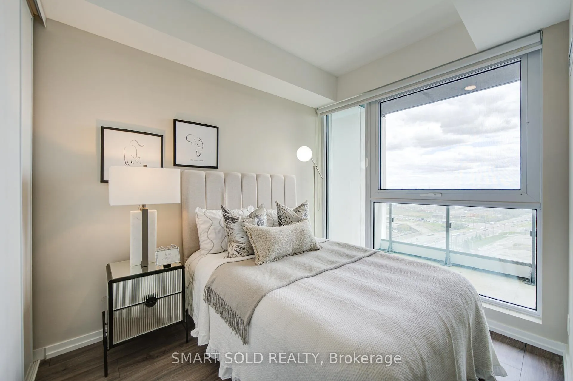 Photo 13 of Unit 1807, 1000 Portage Parkway, Vaughan, Vaughan Corporate Centre — HOMEH