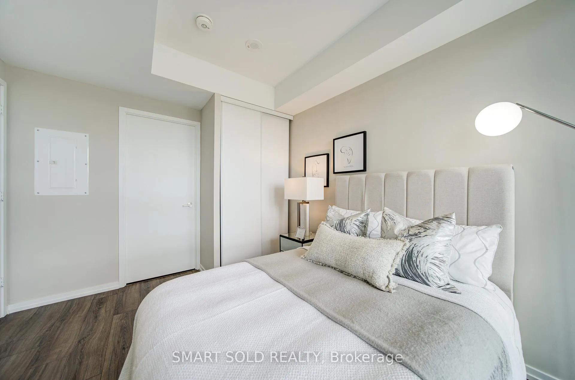 Photo 15 of Unit 1807, 1000 Portage Parkway, Vaughan, Vaughan Corporate Centre — HOMEH