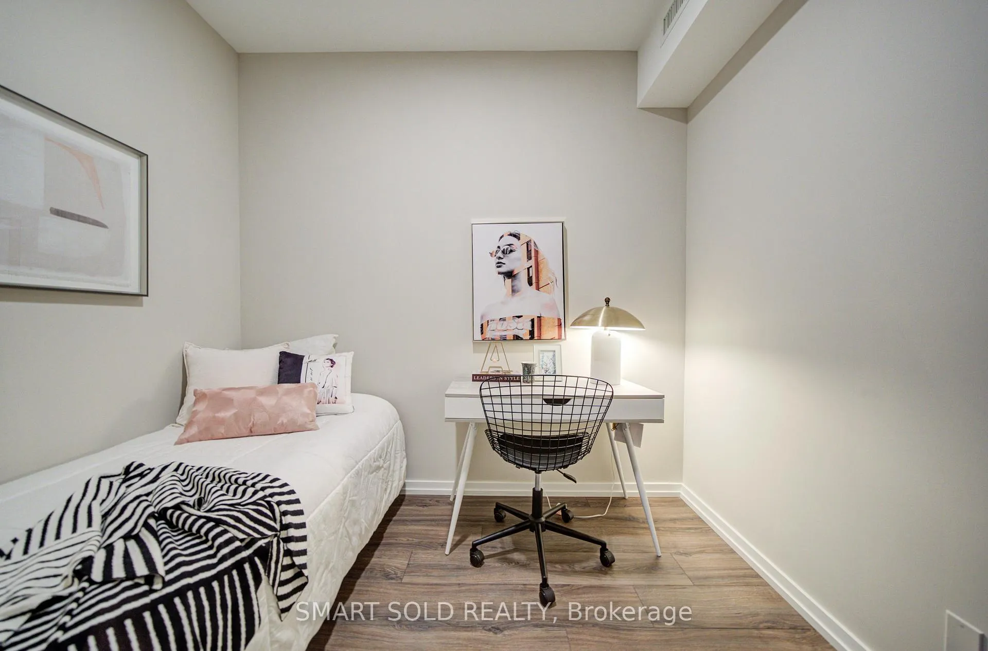 Photo 22 of Unit 1807, 1000 Portage Parkway, Vaughan, Vaughan Corporate Centre — HOMEH