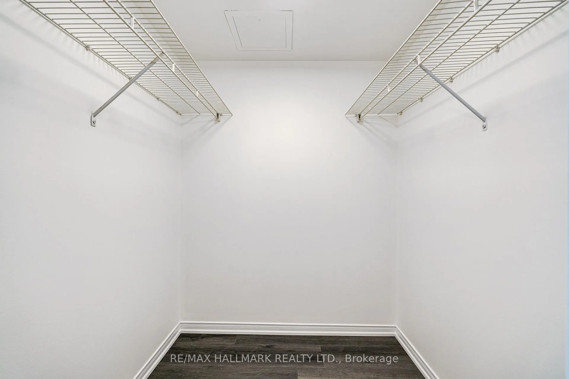 Photo 16 of Unit 311, 1863 Queen Street E, Toronto, The Beaches — HOMEH