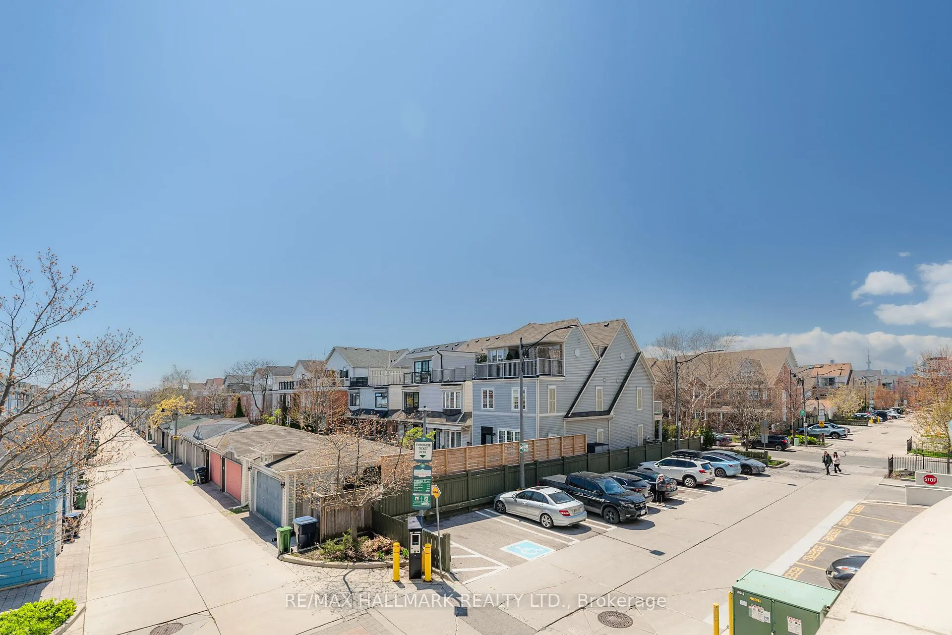 Photo 28 of Unit 311, 1863 Queen Street E, Toronto, The Beaches — HOMEH