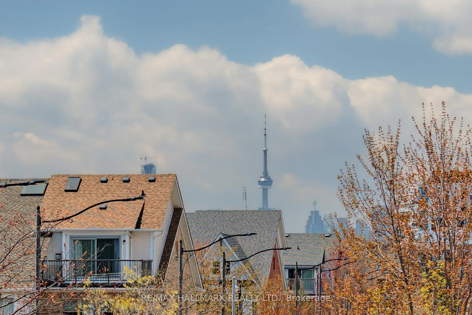 Photo 29 of Unit 311, 1863 Queen Street E, Toronto, The Beaches — HOMEH