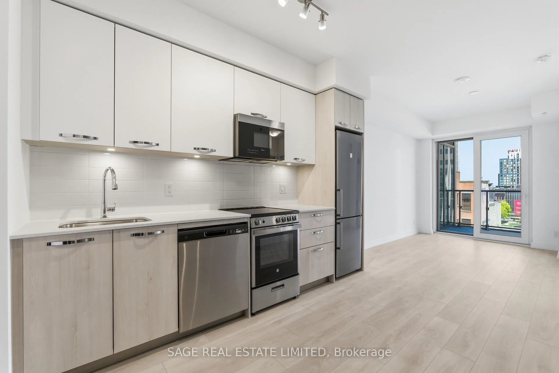 Photo 1 of Unit 711, 75 James Street S, Hamilton, Corktown — HOMEH