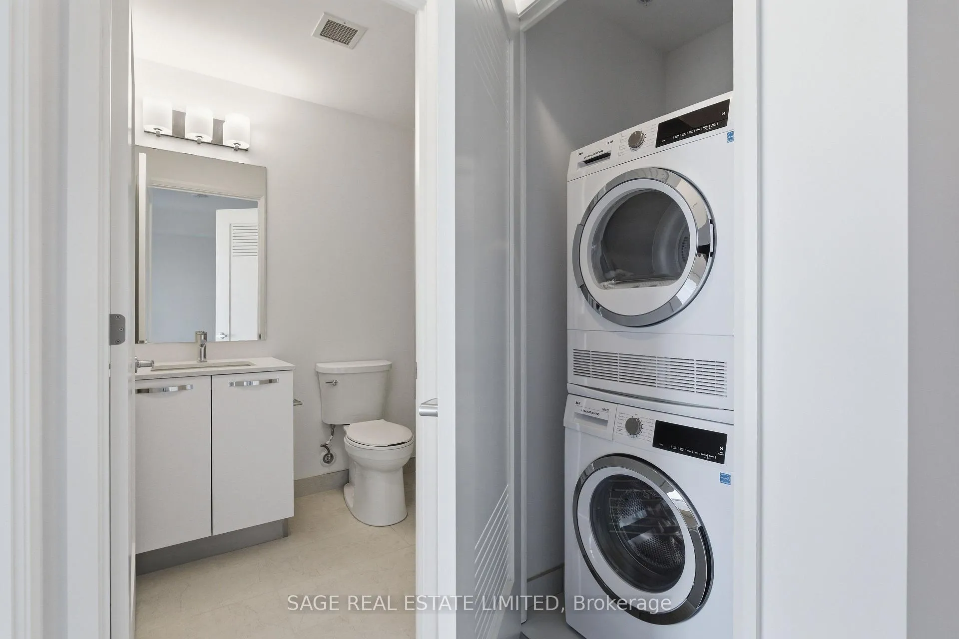 Photo 13 of Unit 711, 75 James Street S, Hamilton, Corktown — HOMEH