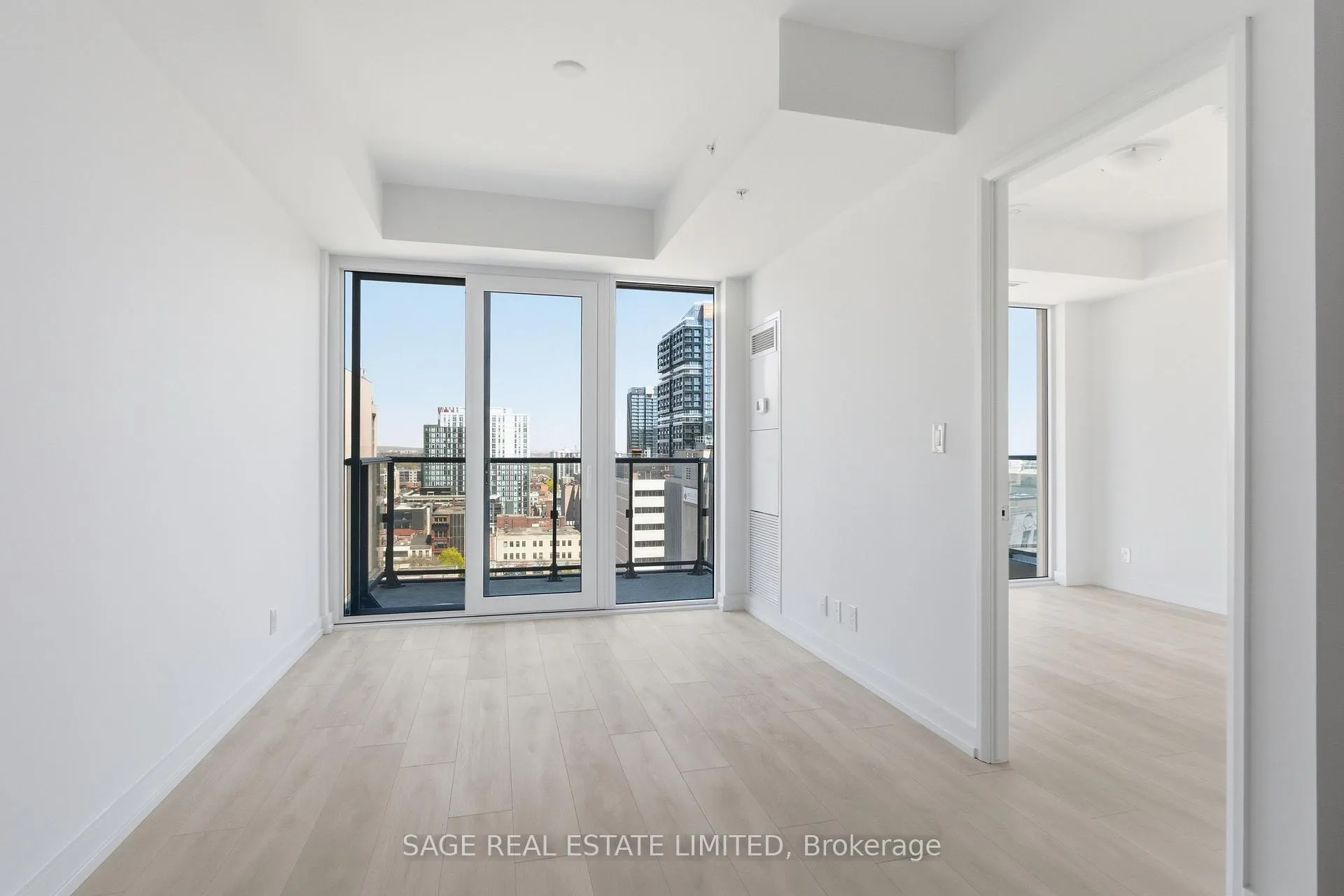Photo 5 of Unit 1409, 75 James Street S, Hamilton, Corktown — HOMEH