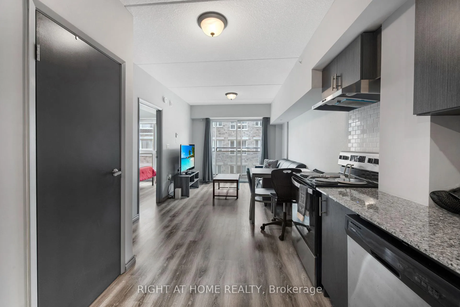 Photo 8 of Unit B415, 275 Larch Street, Waterloo, Beechwood/University — HOMEH