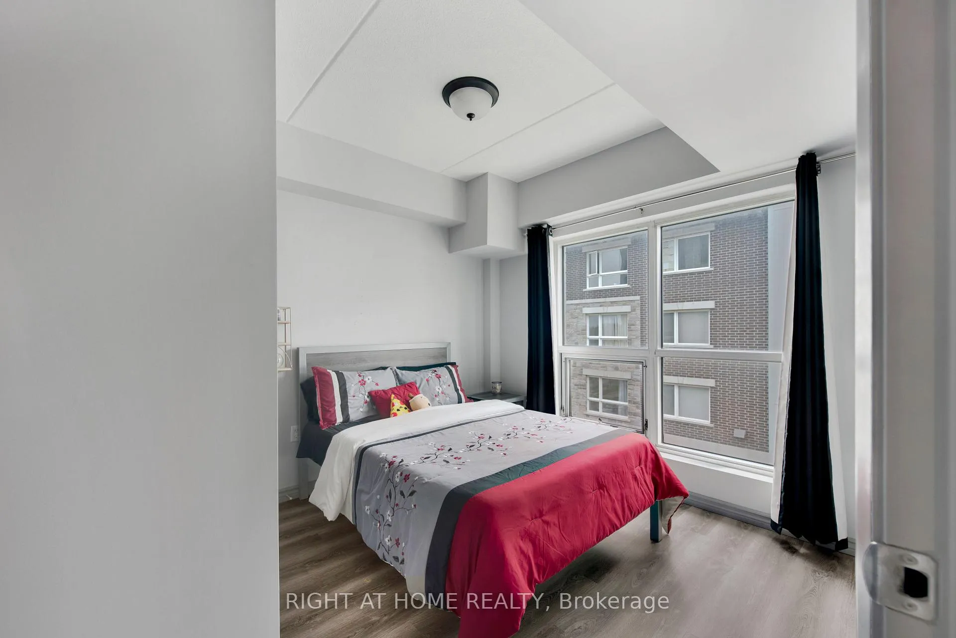 Photo 12 of Unit B415, 275 Larch Street, Waterloo, Beechwood/University — HOMEH
