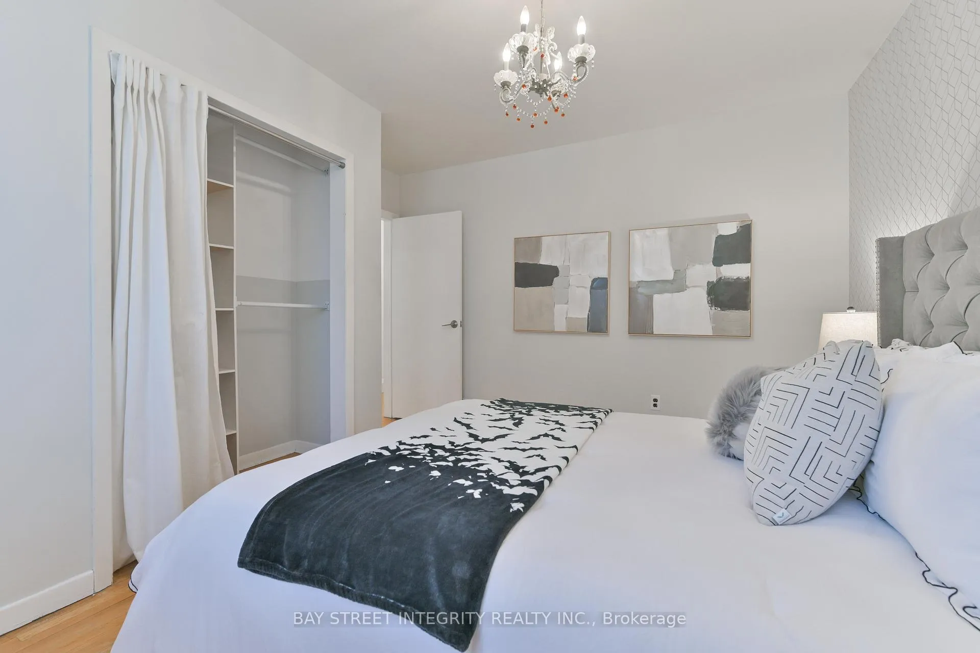 Photo 19 of 391 Maple Avenue, Oakville, Old Oakville — HOMEH