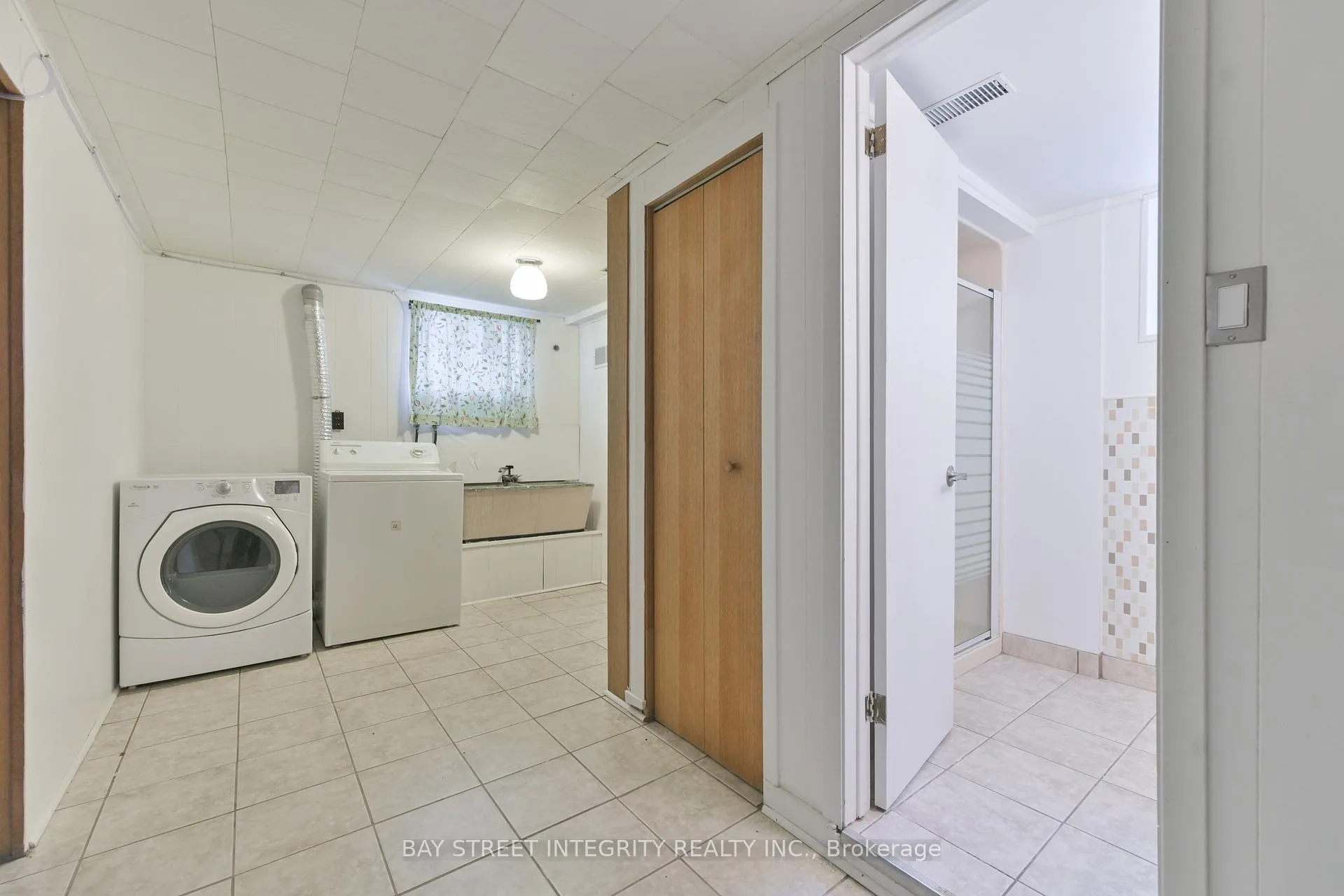 Photo 24 of 391 Maple Avenue, Oakville, Old Oakville — HOMEH