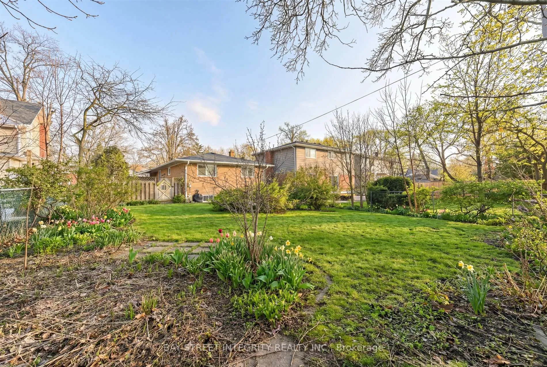 Photo 29 of 391 Maple Avenue, Oakville, Old Oakville — HOMEH
