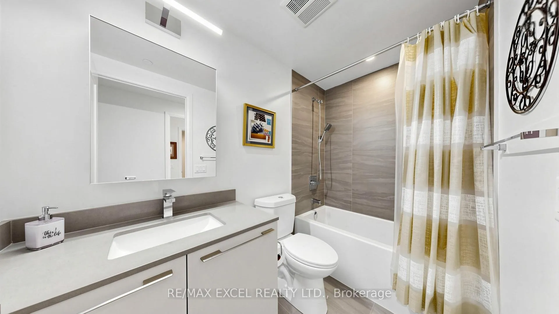 Photo 26 of Unit 1005, 8 Water Walk Drive, Markham, Unionville — HOMEH