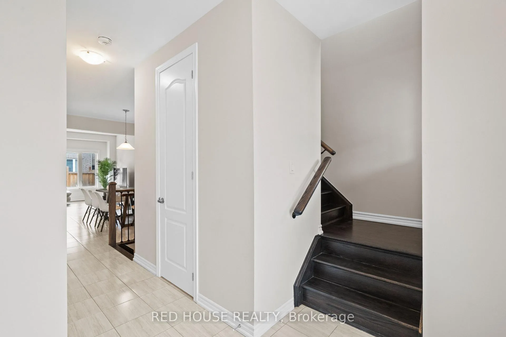 Photo 5 of 46 Dolobram Trail, Brampton, Northwest Brampton — HOMEH