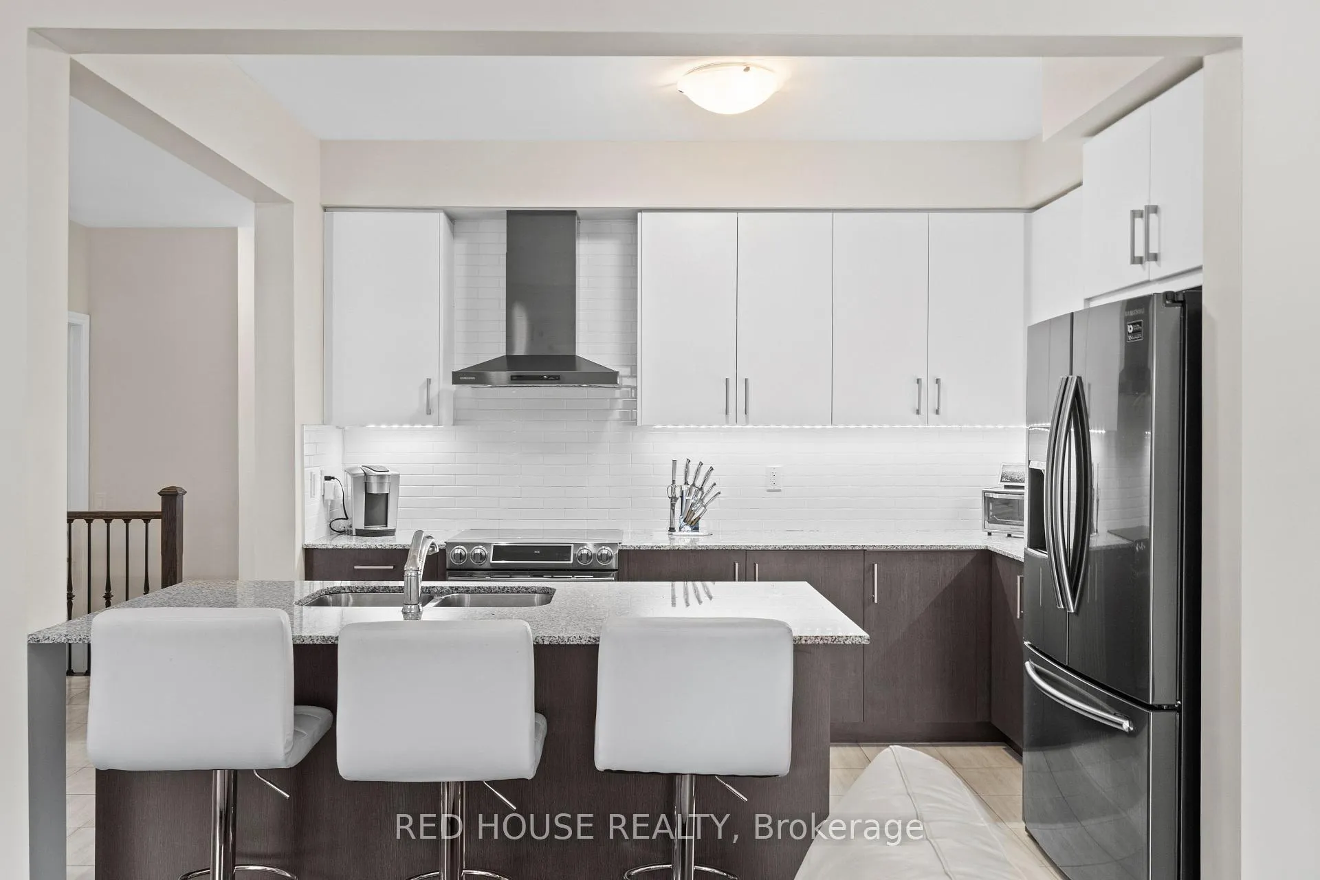 Photo 10 of 46 Dolobram Trail, Brampton, Northwest Brampton — HOMEH
