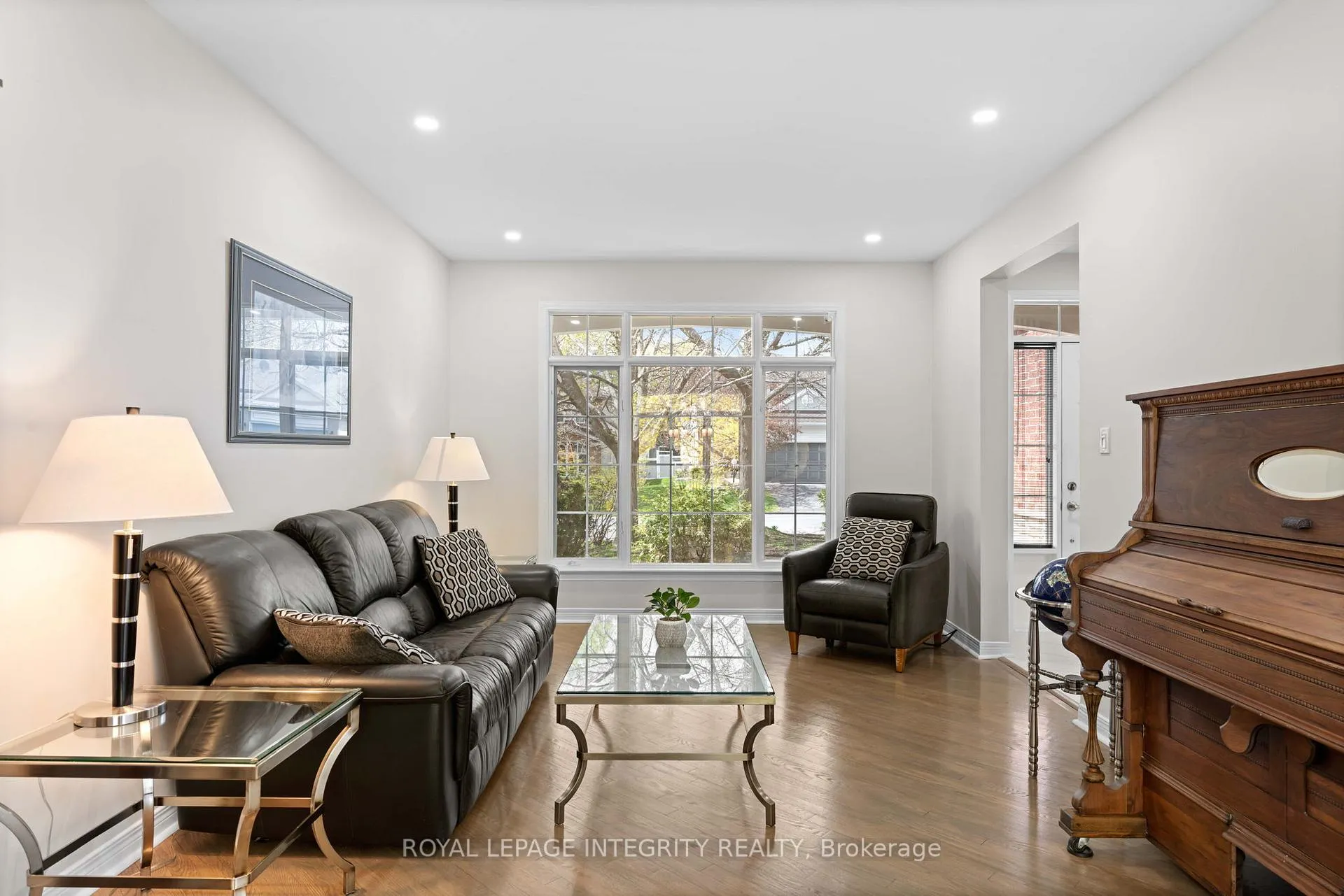 Photo 20 of 41 Bramblewood Crescent N, Ottawa, Kanata - Bridlewood — HOMEH