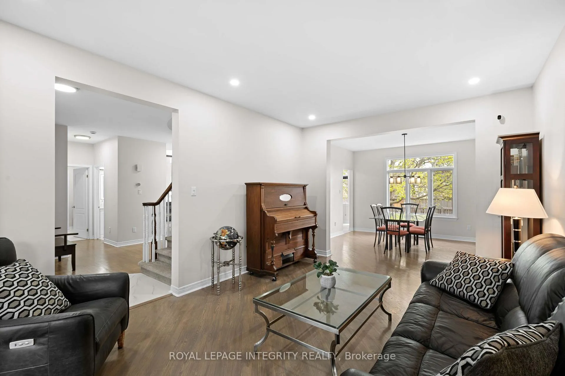 Photo 21 of 41 Bramblewood Crescent N, Ottawa, Kanata - Bridlewood — HOMEH