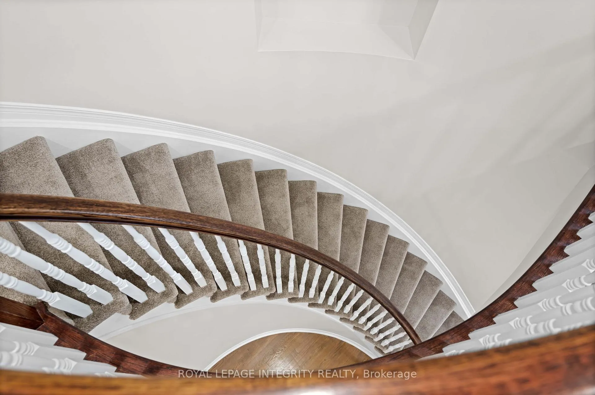 Photo 23 of 41 Bramblewood Crescent N, Ottawa, Kanata - Bridlewood — HOMEH