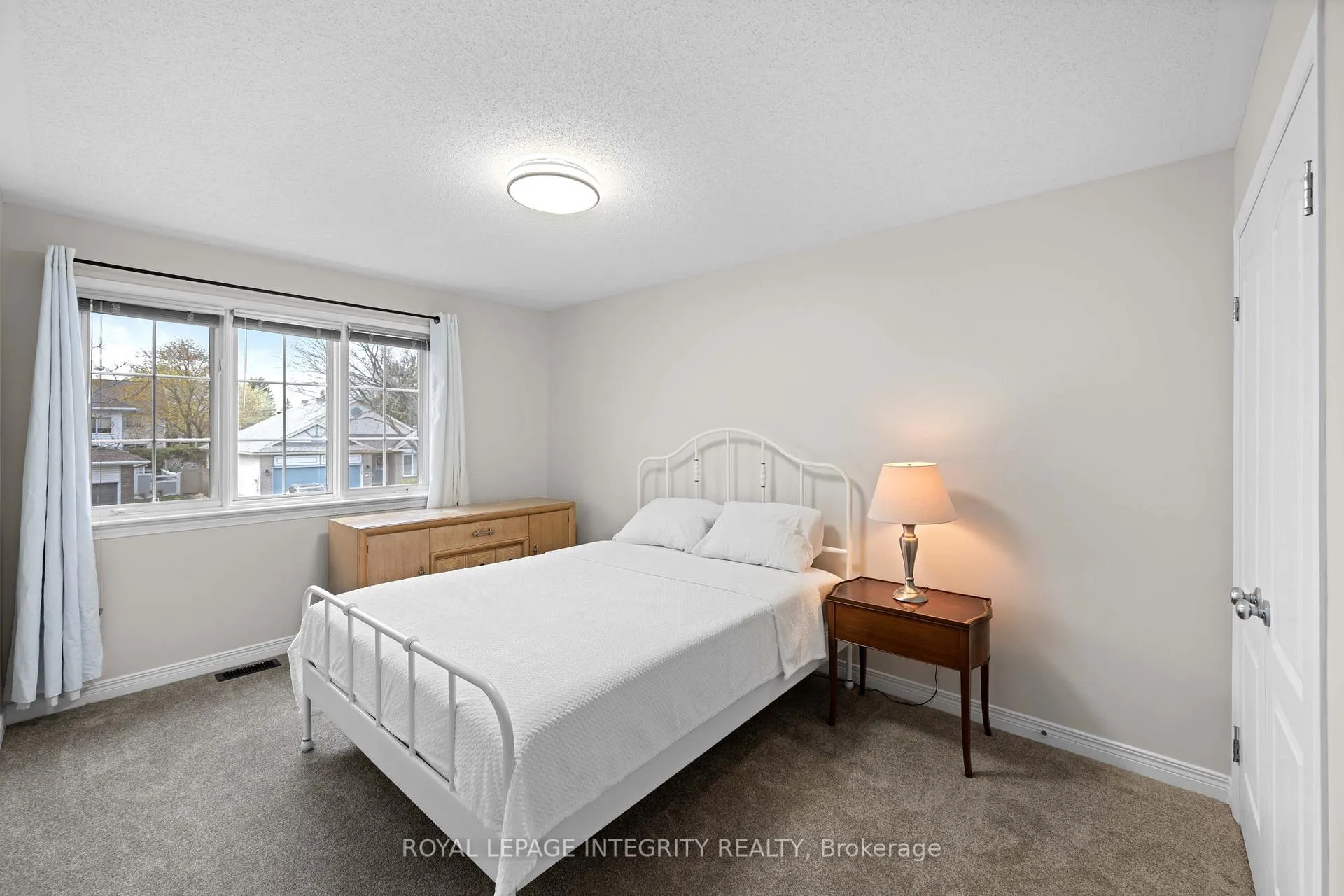 Photo 29 of 41 Bramblewood Crescent N, Ottawa, Kanata - Bridlewood — HOMEH