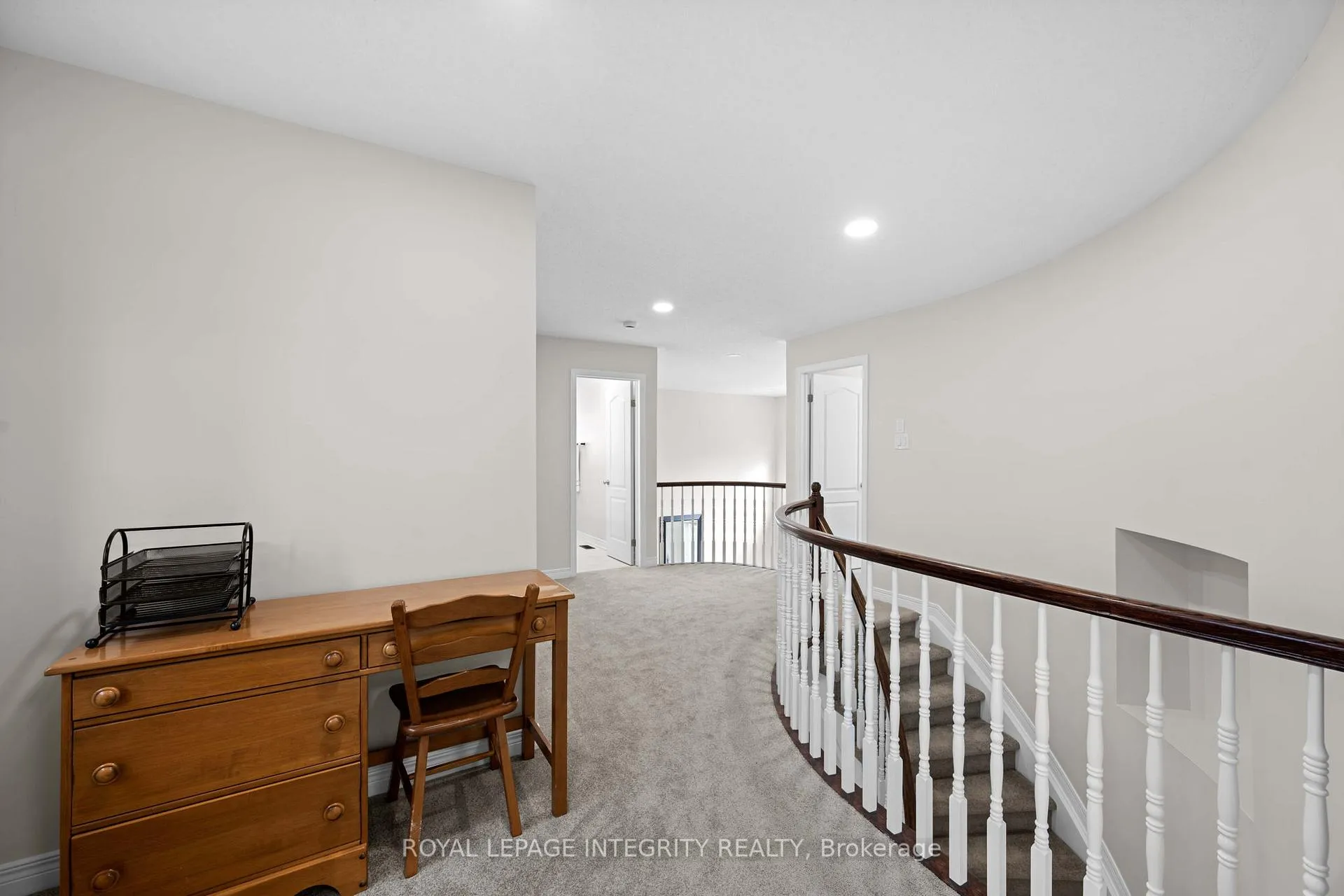 Photo 32 of 41 Bramblewood Crescent N, Ottawa, Kanata - Bridlewood — HOMEH