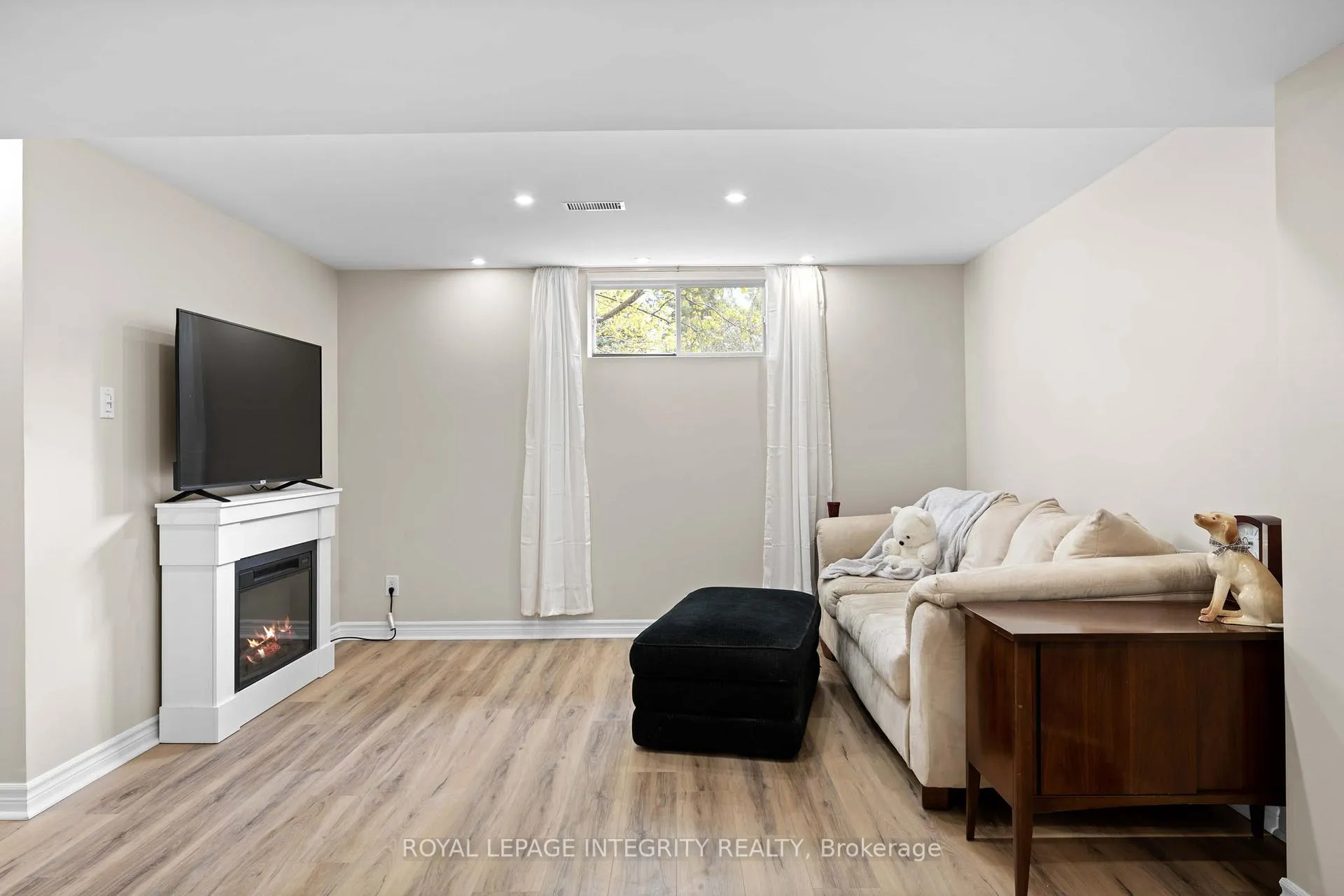 Photo 43 of 41 Bramblewood Crescent N, Ottawa, Kanata - Bridlewood — HOMEH