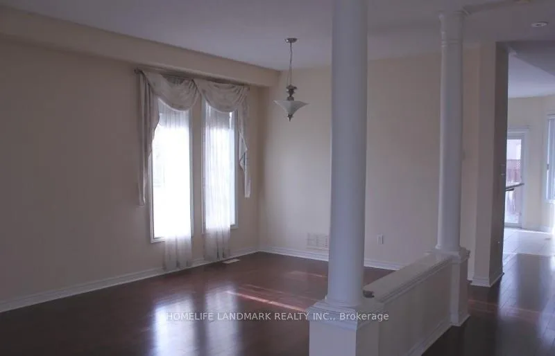 Photo 3 of 141 Fox Hound Crescent, Vaughan, Vellore Village — HOMEH