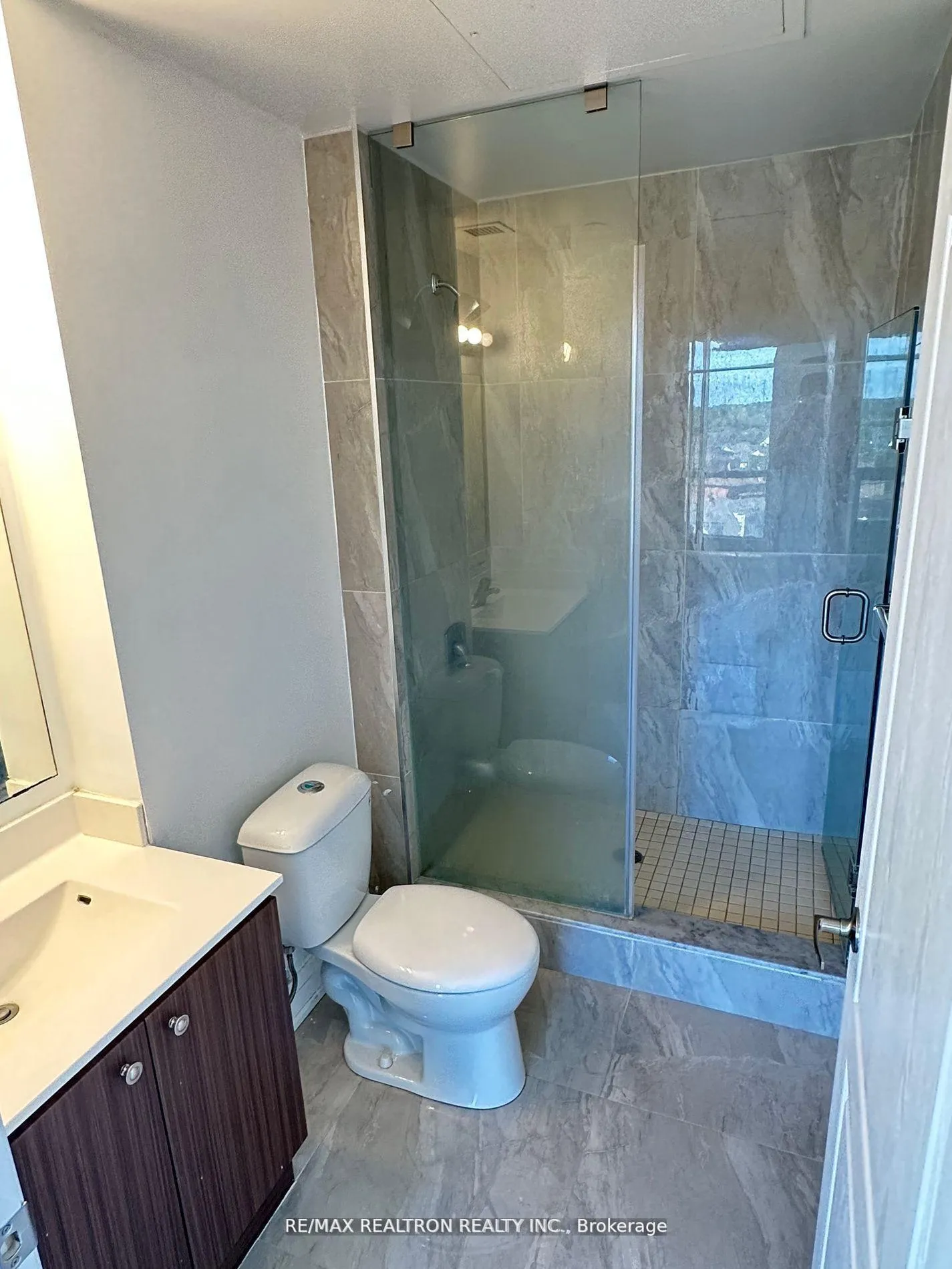 Photo 6 of 8323 Kennedy Road, Markham, Village Green-South Unionville — HOMEH