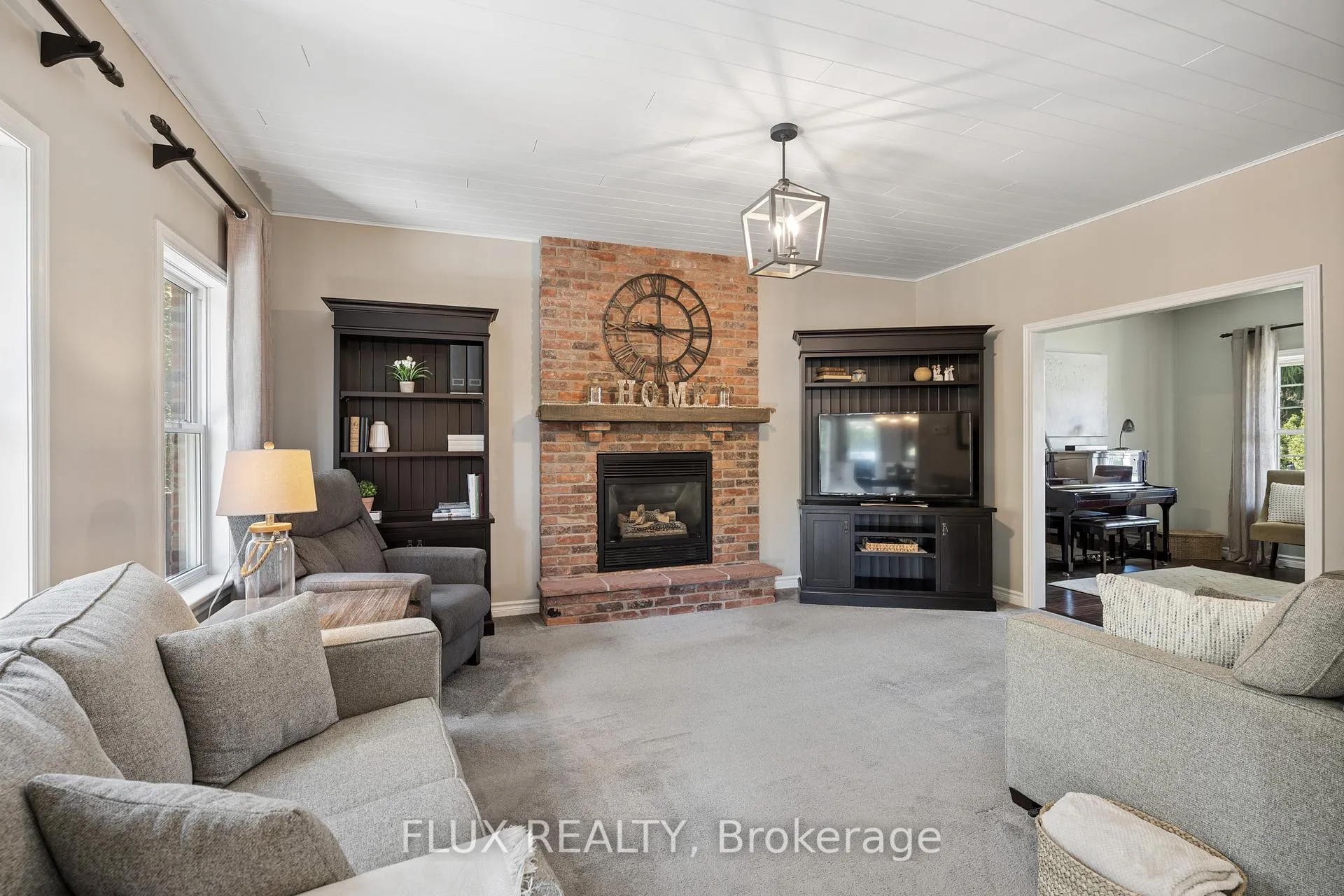 Photo 10 of 1033 Sunset Drive, Wellesley — HOMEH