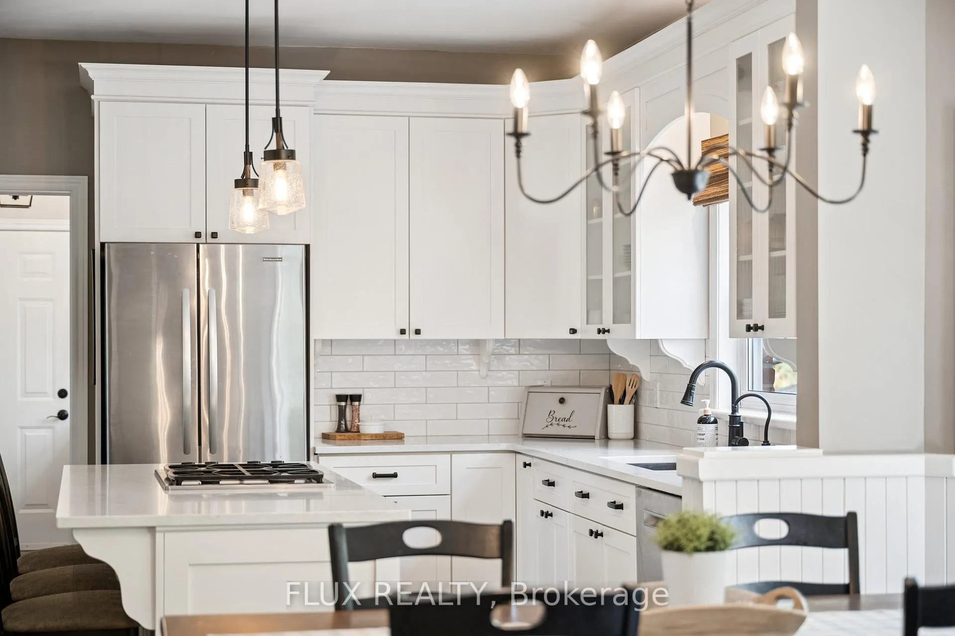 Photo 14 of 1033 Sunset Drive, Wellesley — HOMEH