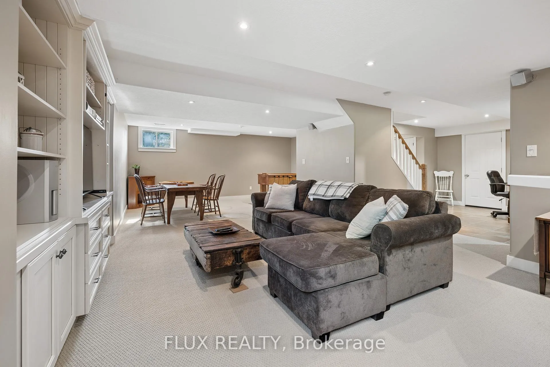 Photo 36 of 1033 Sunset Drive, Wellesley — HOMEH