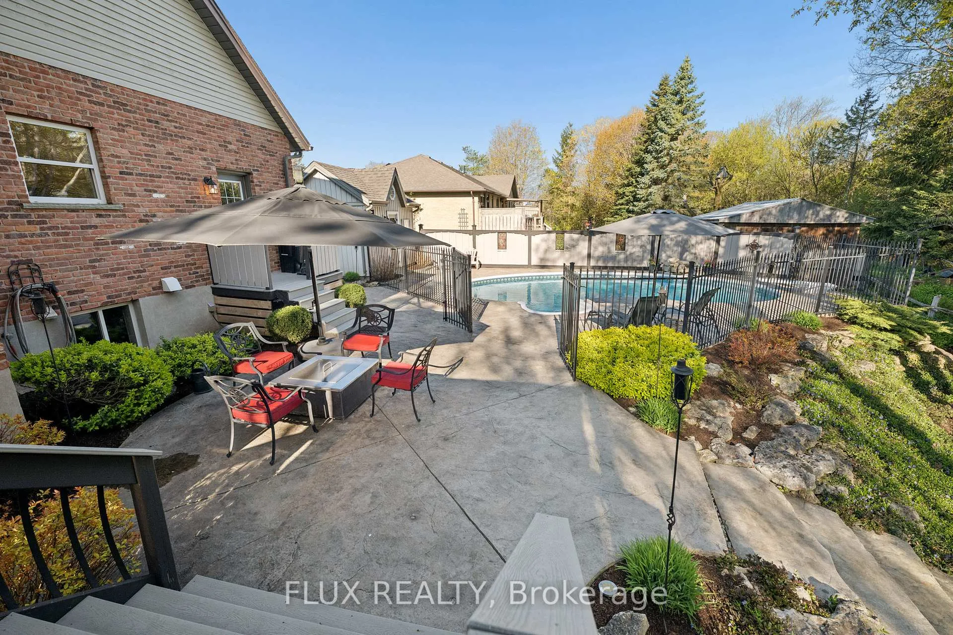 Photo 44 of 1033 Sunset Drive, Wellesley — HOMEH