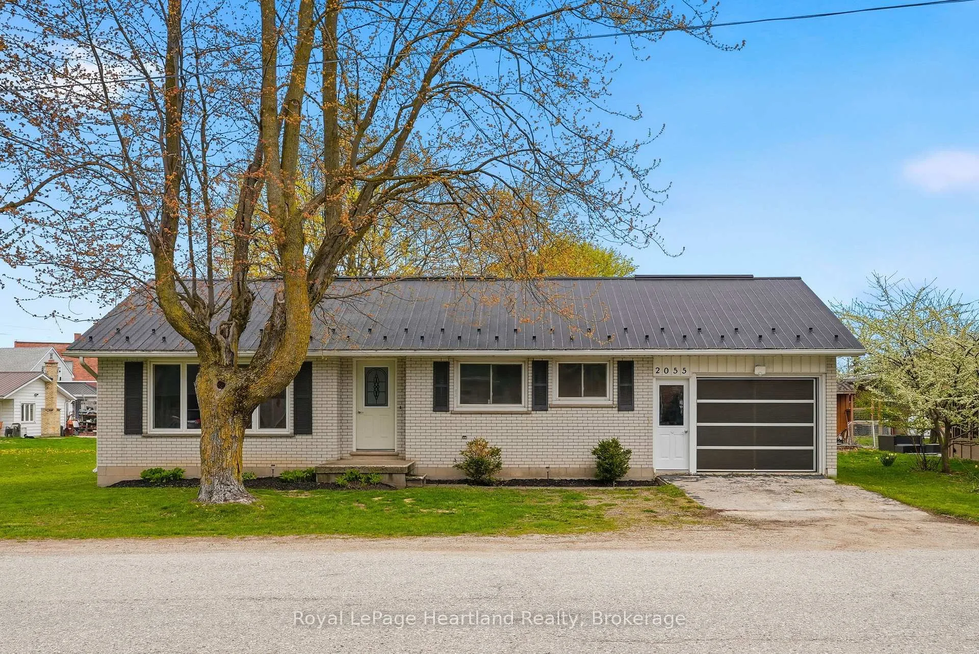 Photo 1 of 2055 John Street, Howick — HOMEH