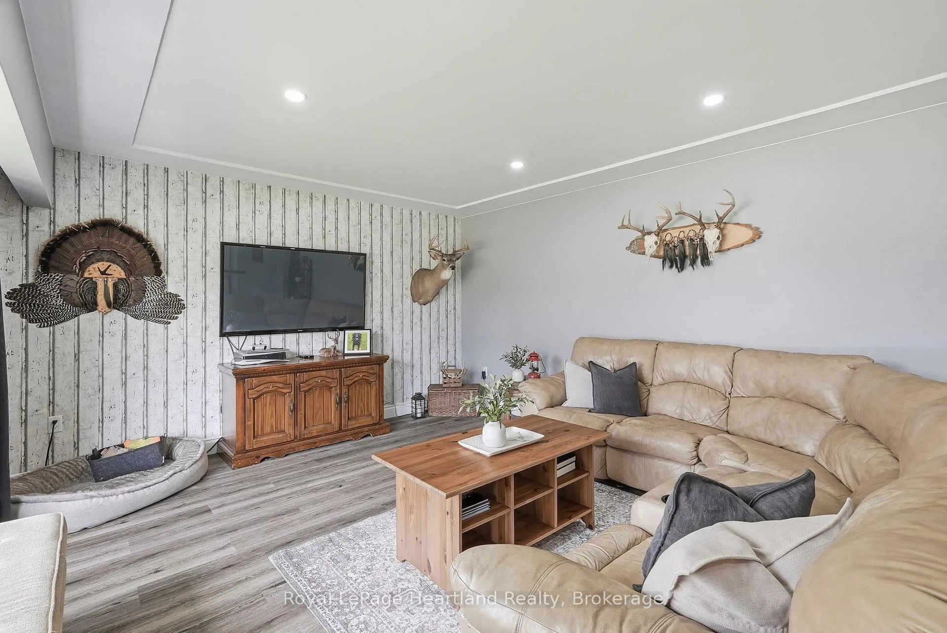 Photo 7 of 2055 John Street, Howick — HOMEH