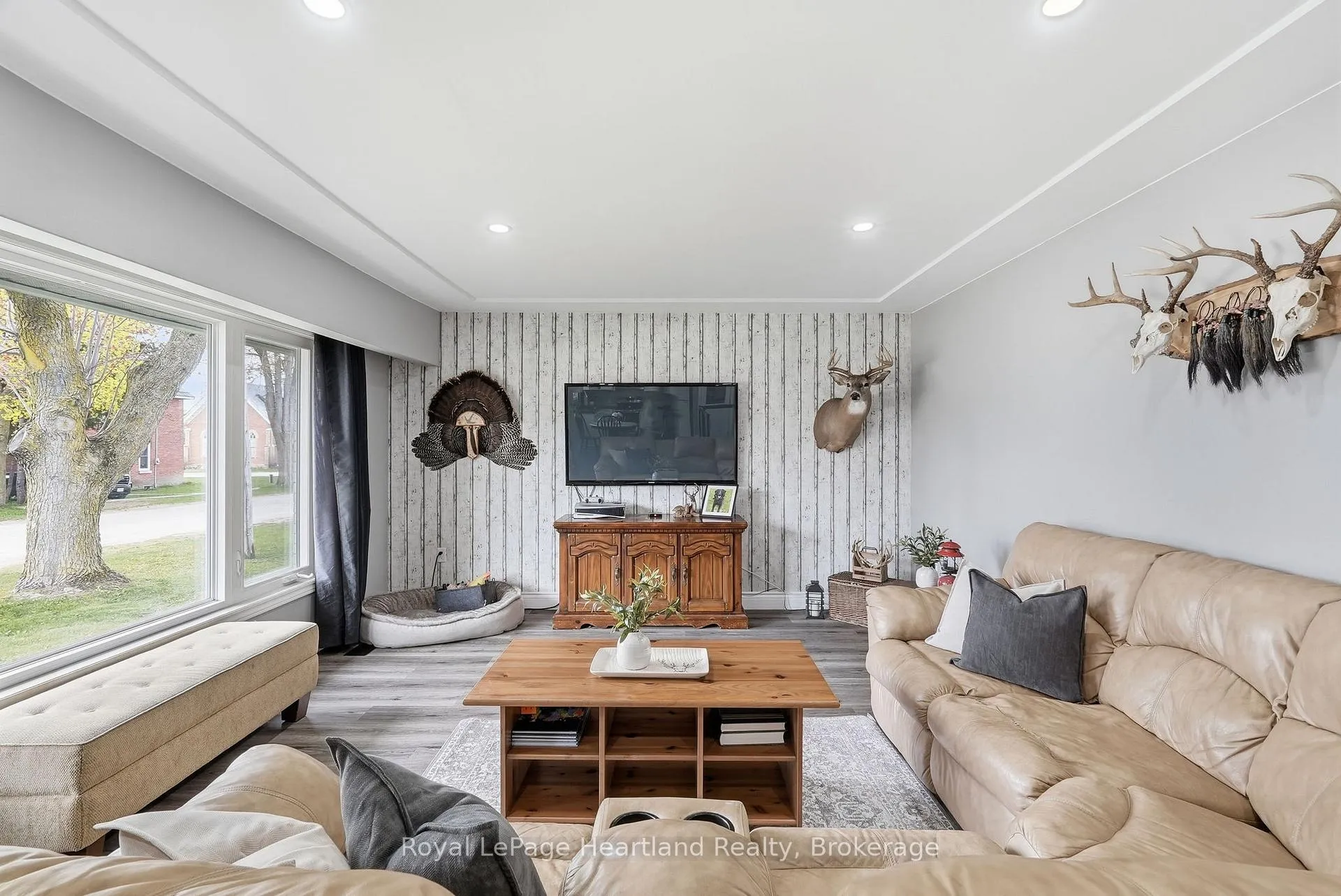Photo 8 of 2055 John Street, Howick — HOMEH