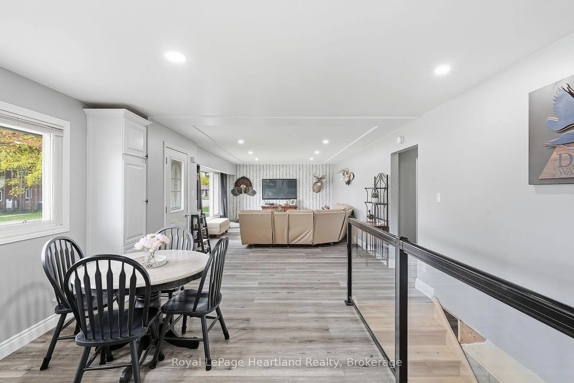 Photo 12 of 2055 John Street, Howick — HOMEH