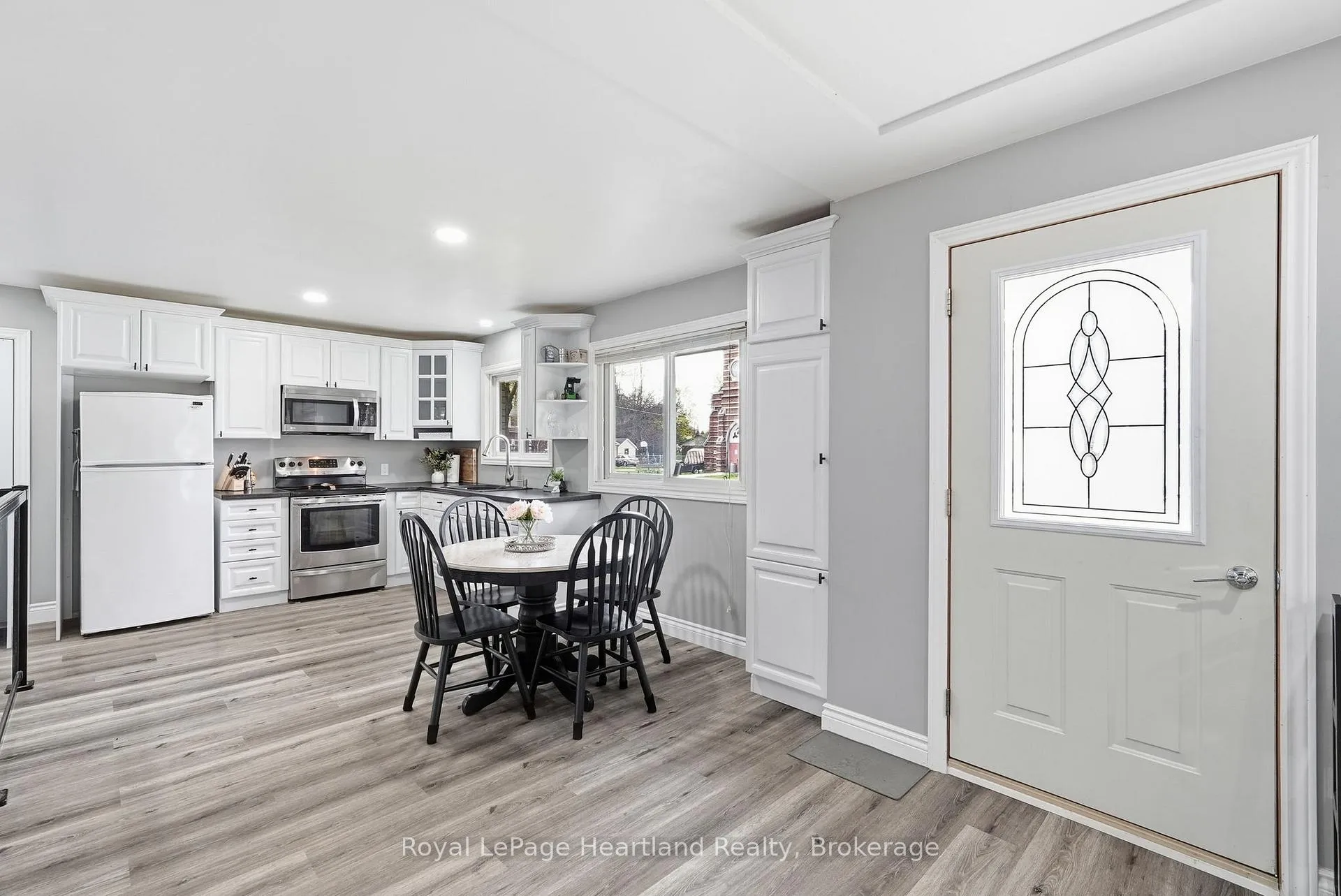 Photo 13 of 2055 John Street, Howick — HOMEH