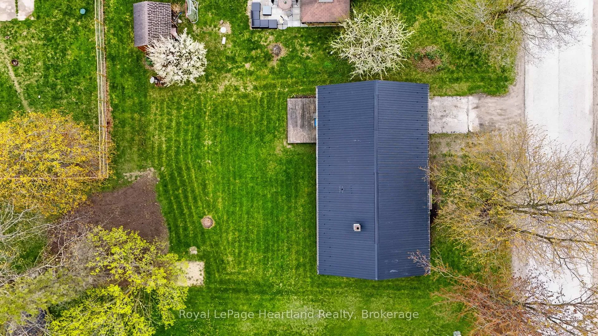 Photo 31 of 2055 John Street, Howick — HOMEH