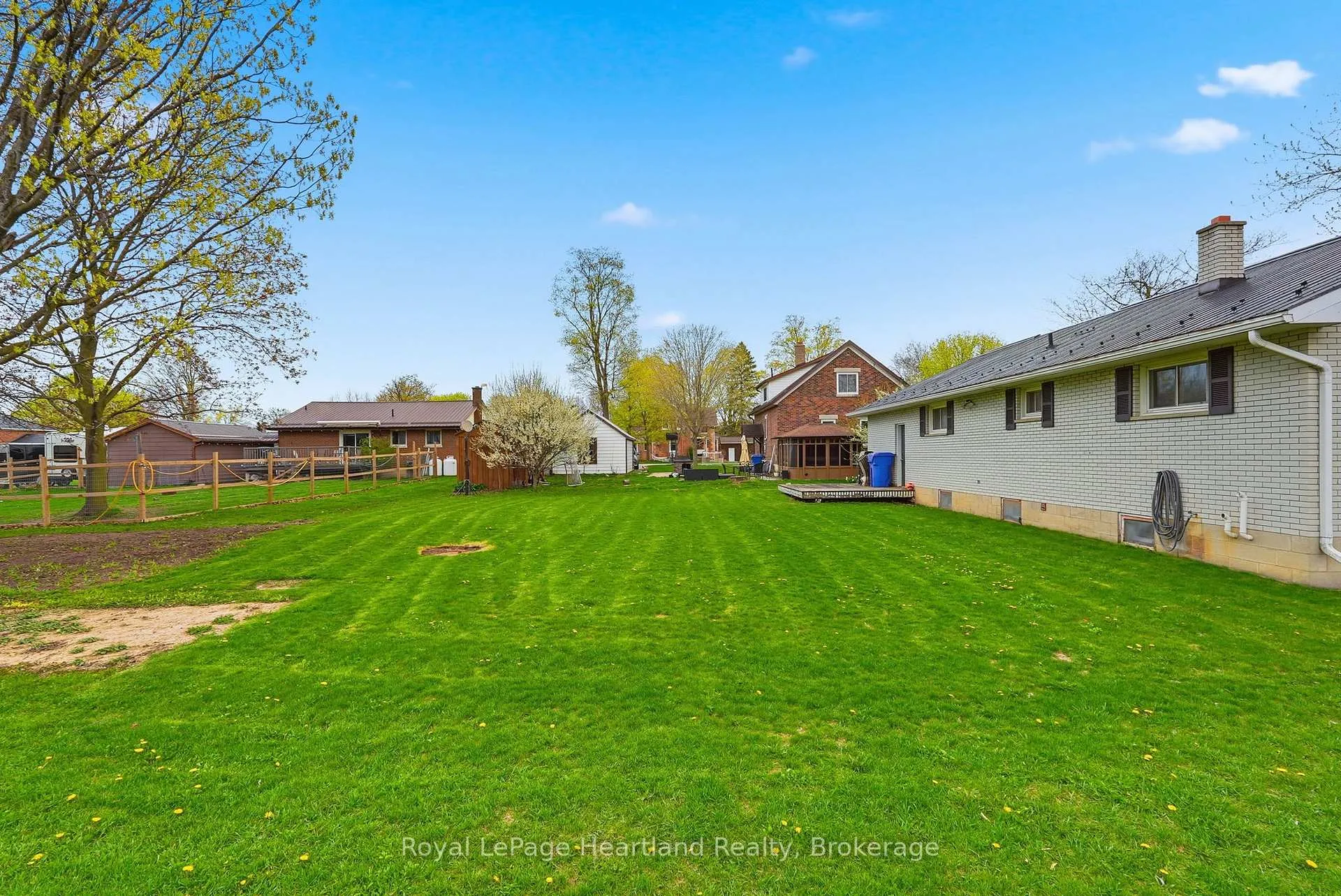 Photo 32 of 2055 John Street, Howick — HOMEH