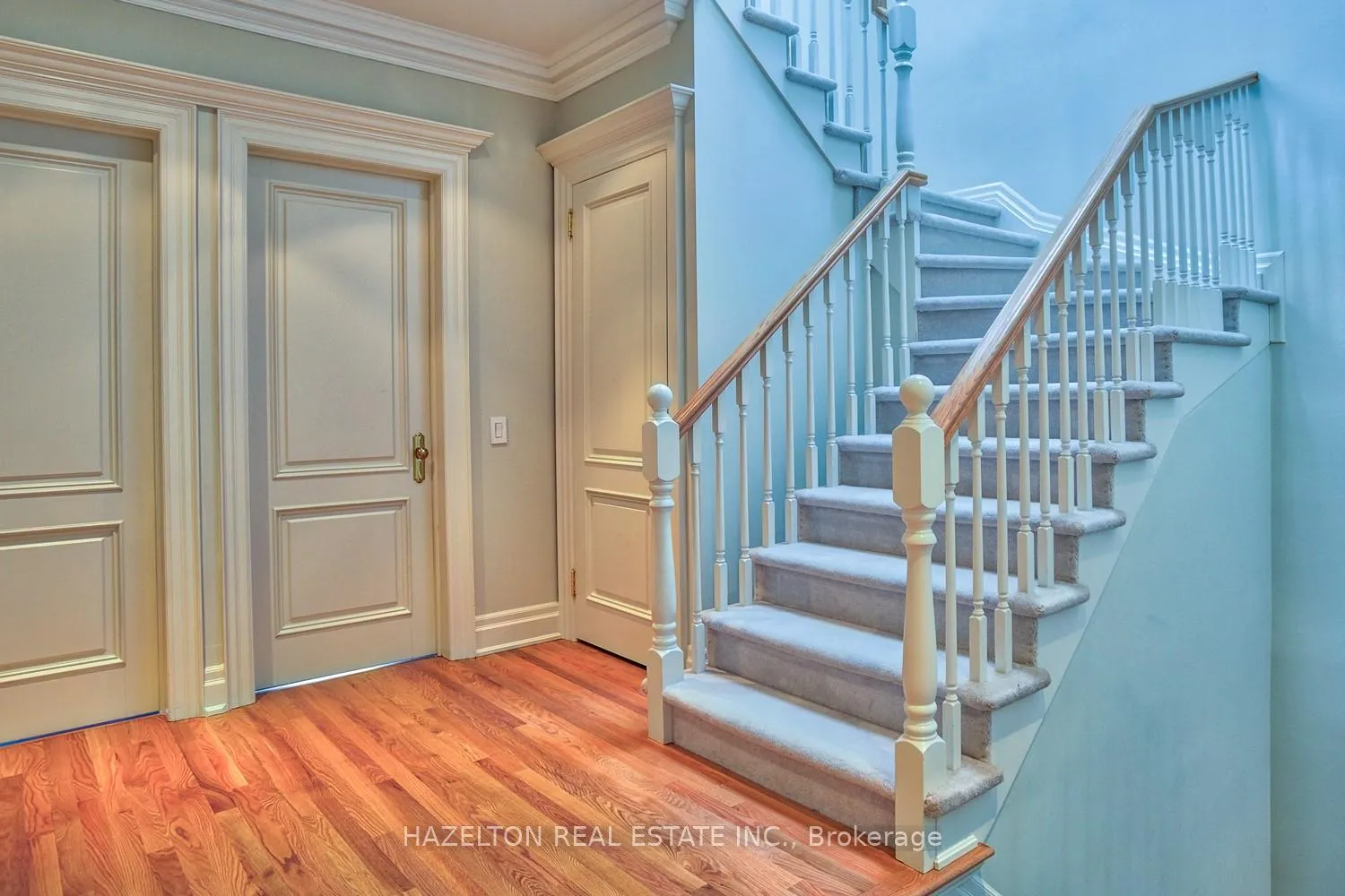 Photo 18 of 23 Birch Avenue, Toronto, Yonge-St. Clair — HOMEH