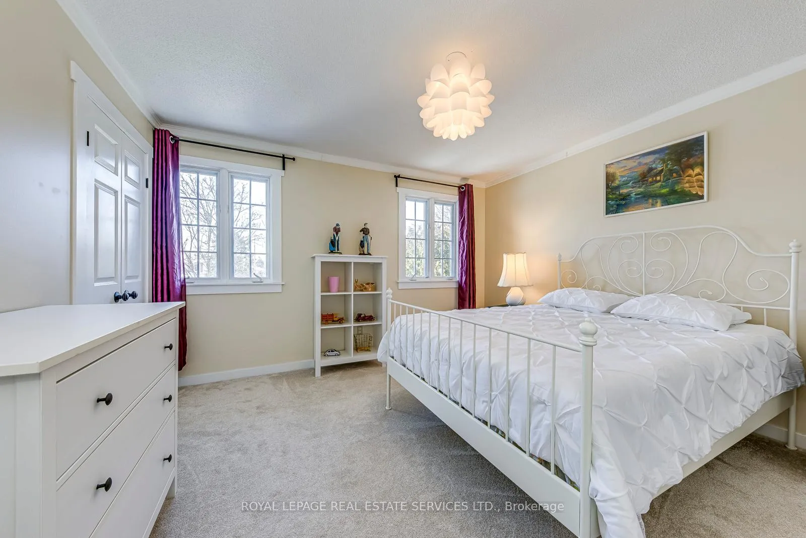 Photo 22 of 1462 Grand Boulevard, Oakville, Falgarwood — HOMEH