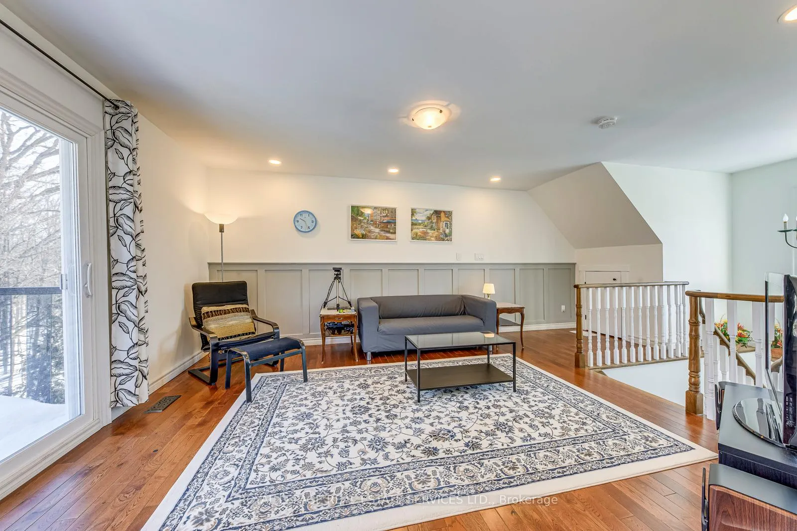 Photo 30 of 1462 Grand Boulevard, Oakville, Falgarwood — HOMEH