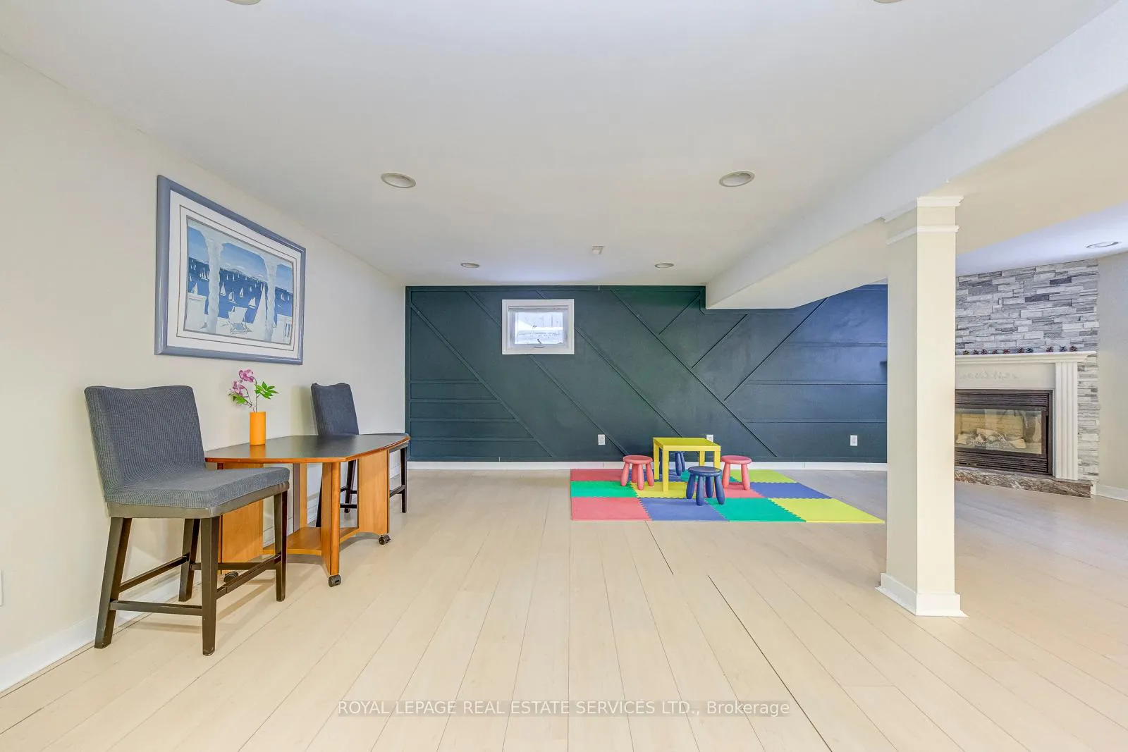 Photo 41 of 1462 Grand Boulevard, Oakville, Falgarwood — HOMEH