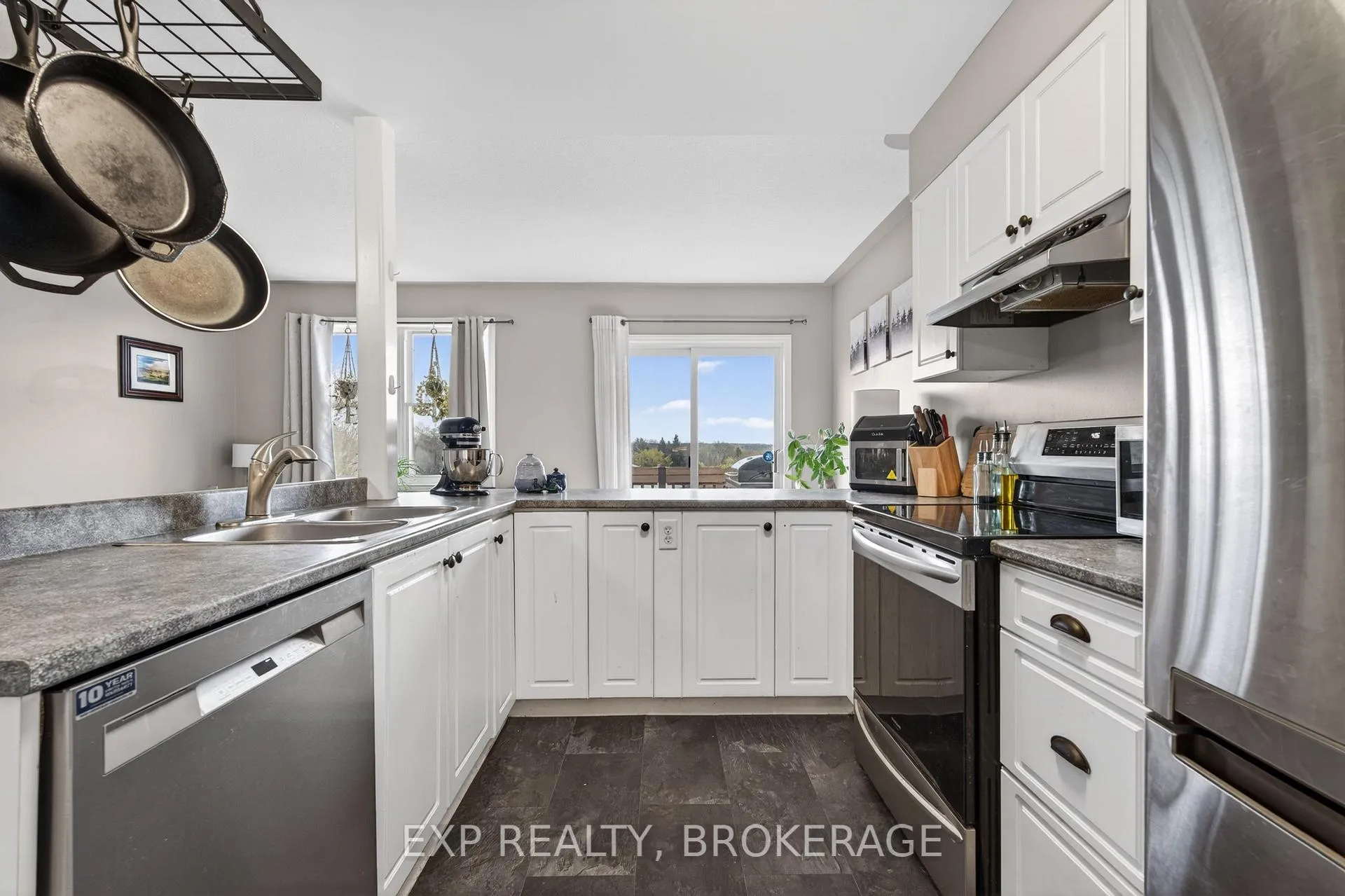 Photo 11 of 163 Guthrie Drive, Kingston, Rideau — HOMEH