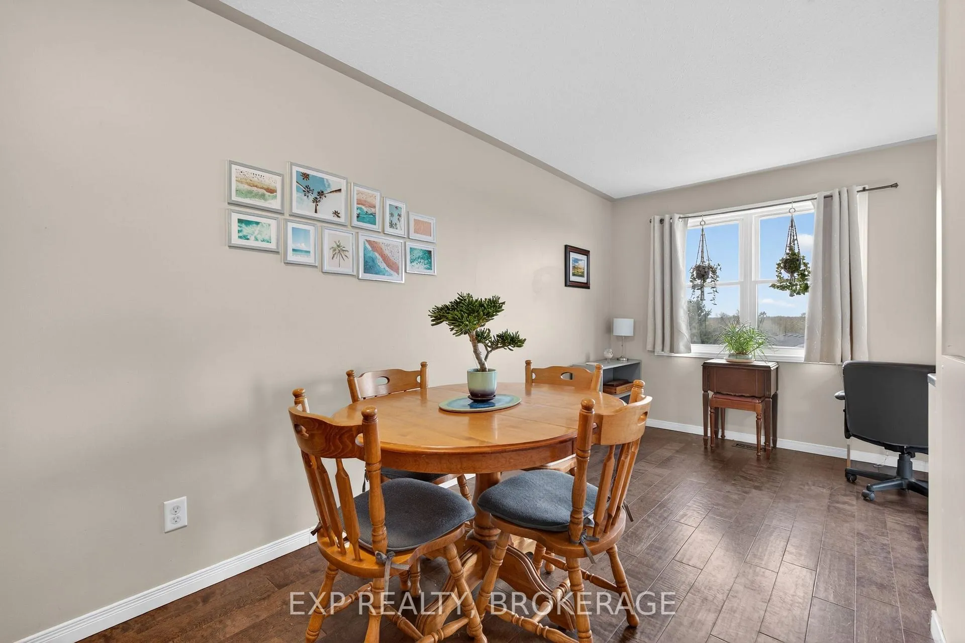 Photo 12 of 163 Guthrie Drive, Kingston, Rideau — HOMEH