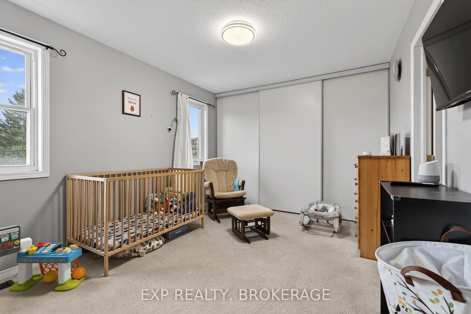 Photo 17 of 163 Guthrie Drive, Kingston, Rideau — HOMEH