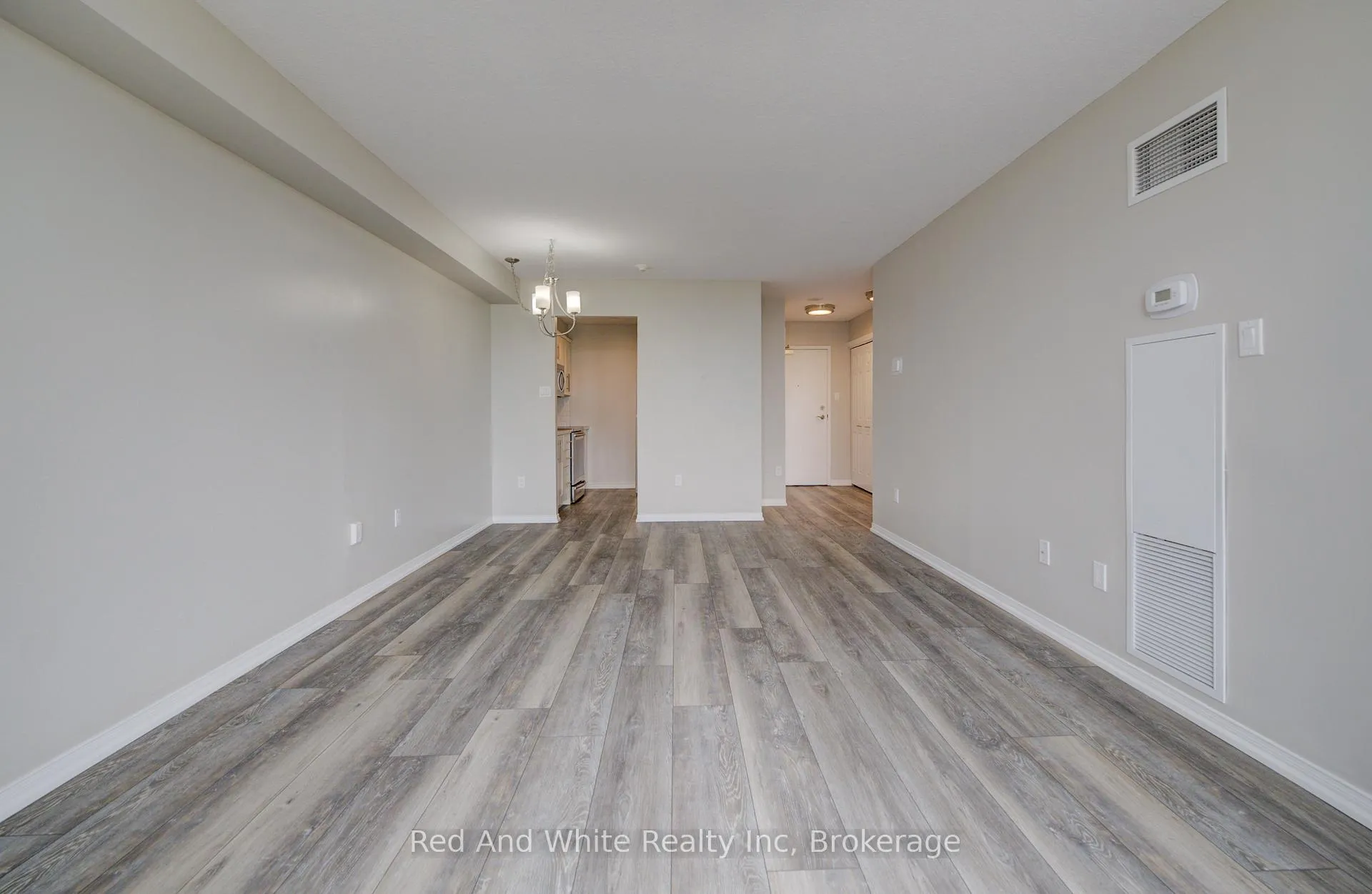 Photo 15 of Unit 802, 1414 King Street E, Kitchener, King East — HOMEH