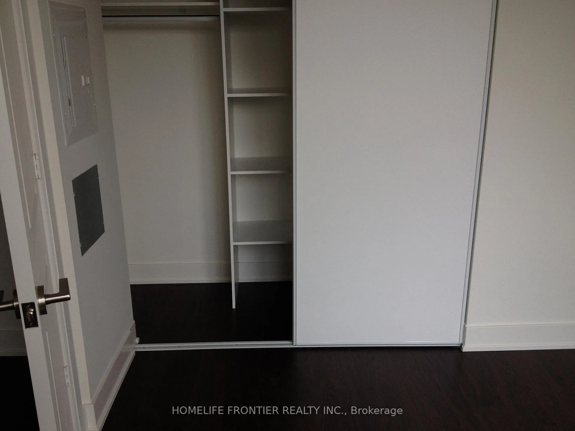 Photo 14 of Unit 422, 7608 Yonge Street, Vaughan, Crestwood-Springfarm-Yorkhill — HOMEH