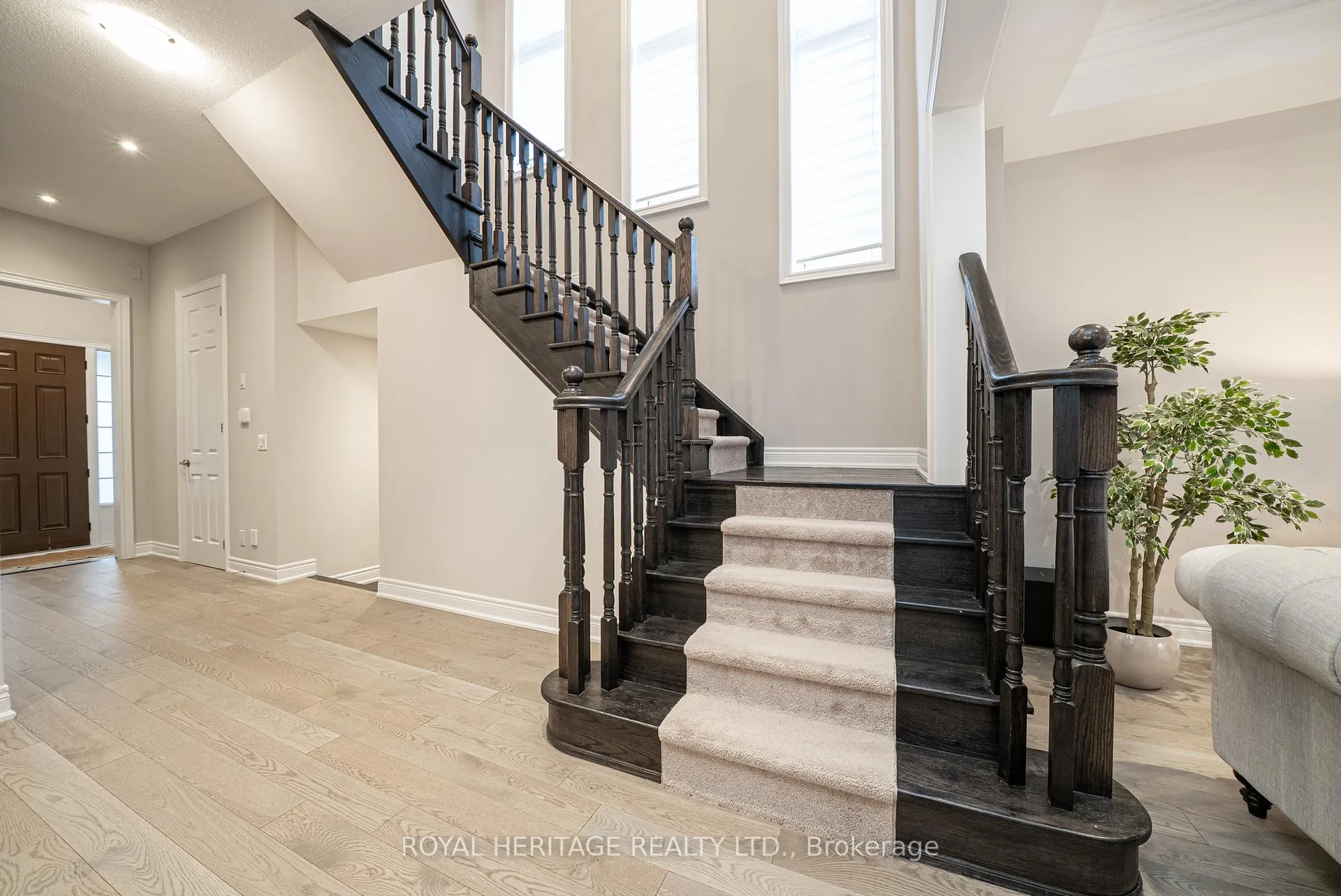 Photo 19 of 88 Brabin Circle, Whitby, Rural Whitby — HOMEH