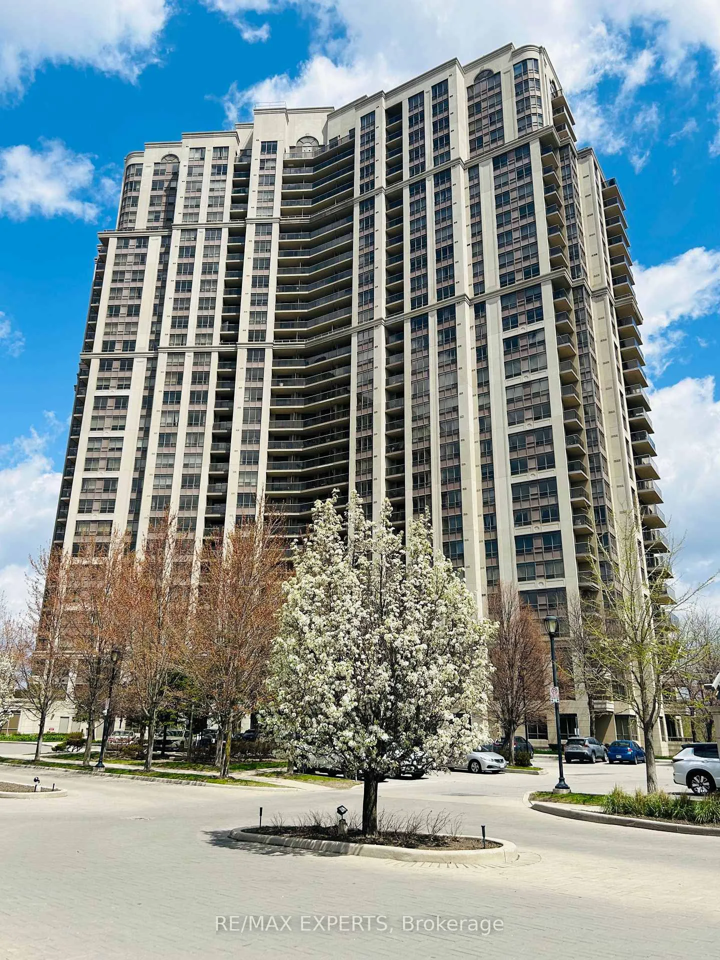 Front of Unit 1425, 700 Humberwood Boulevard