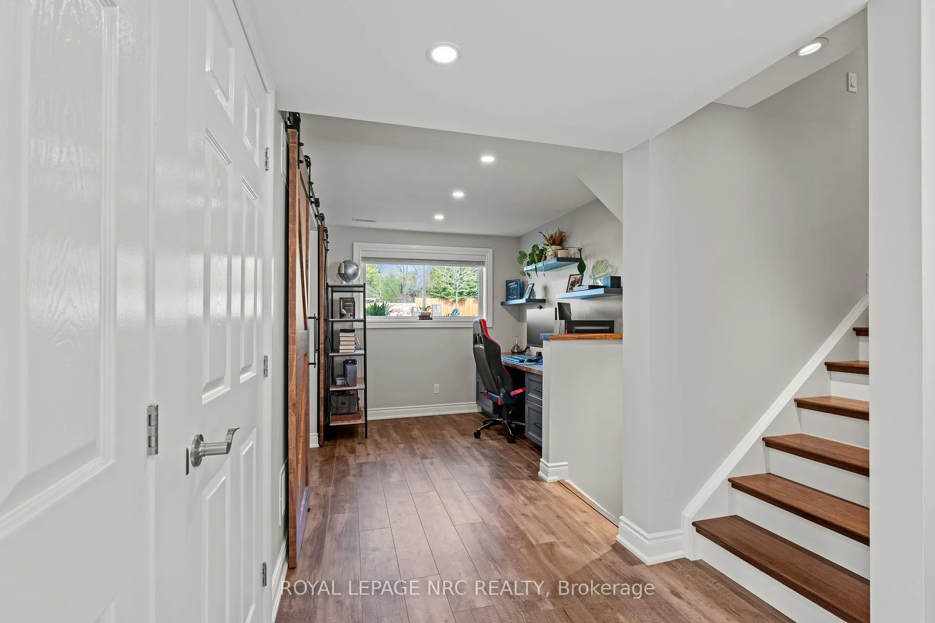 Photo 25 of 466 Willow Road, Guelph, Willow West/Sugarbush/West Acres — HOMEH