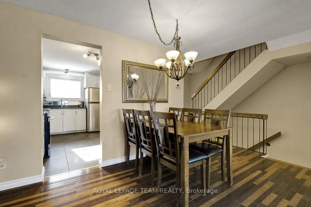 Photo 10 of Unit 35, 2027 Stonehenge Crescent, Ottawa, Pineview — HOMEH